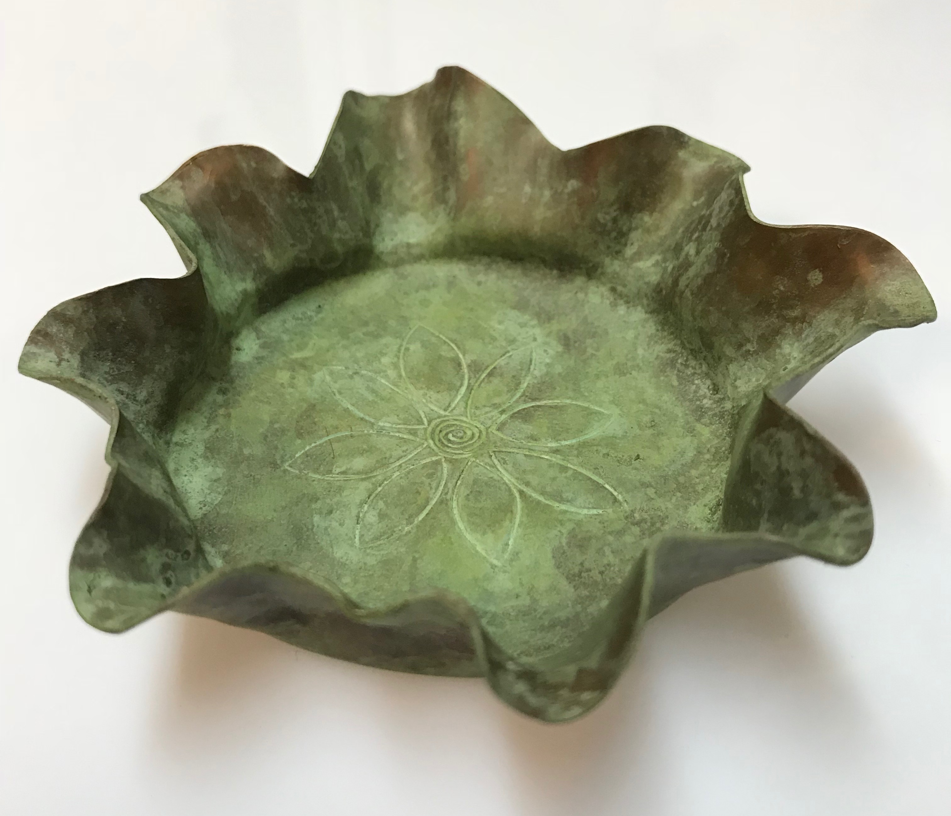  Green Daisy Dish 